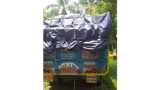 Trader arrested while stealing govt rice from godown