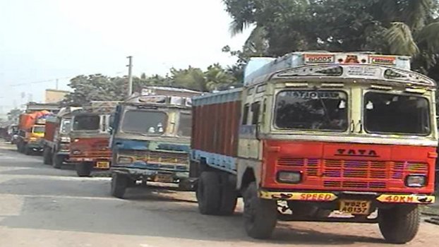 Bhomra port’s activities resume