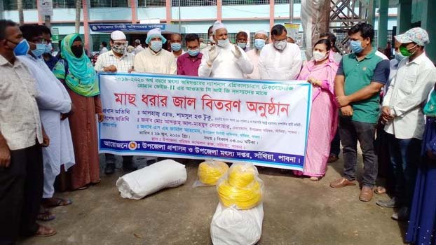 Nets, ropes distributed among fishermen in Santhia