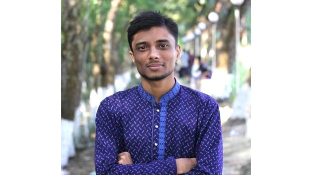 NSTU student gets Best university chess player award