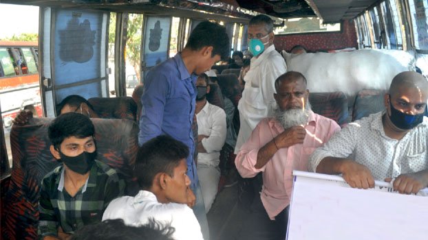 Public transports flout health safety rules