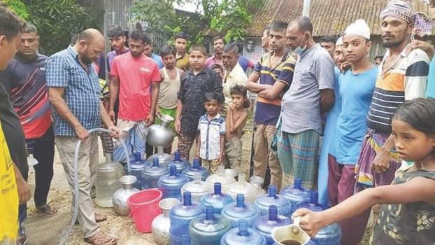 Safe drinking water, purification tablets distributed among flood victims