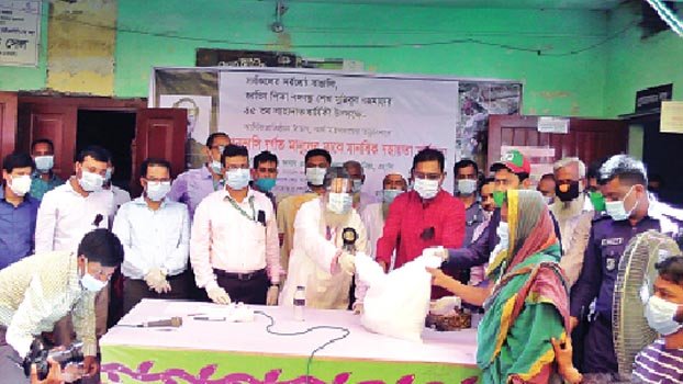 BHBFC stands by flood victims in Gaibandha