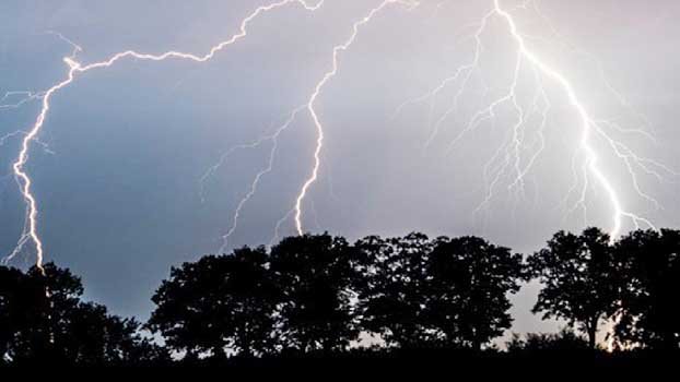 Lightning kills two teens in Gazipur