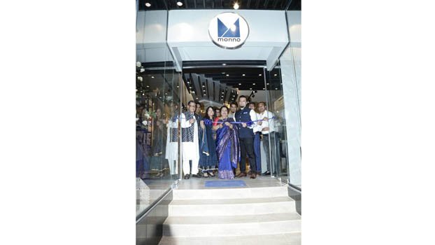 Monno Ceramic opens show room in Banani   