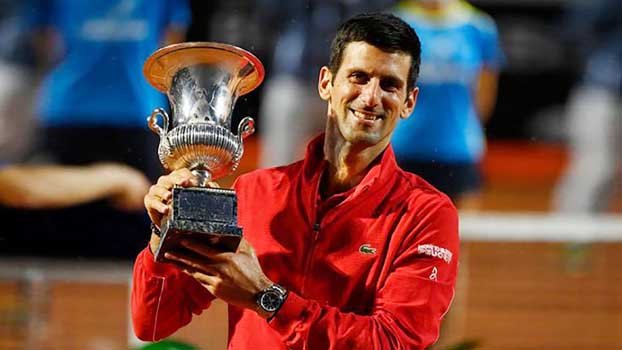 Djokovic wins fifth Italian Open to make history