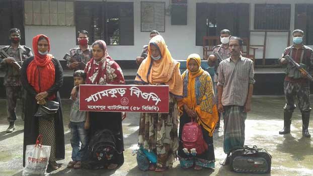 6 Bangladeshis detained from Moheshpur frontier