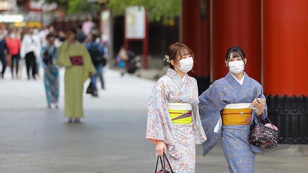 Japan to ease travel curbs