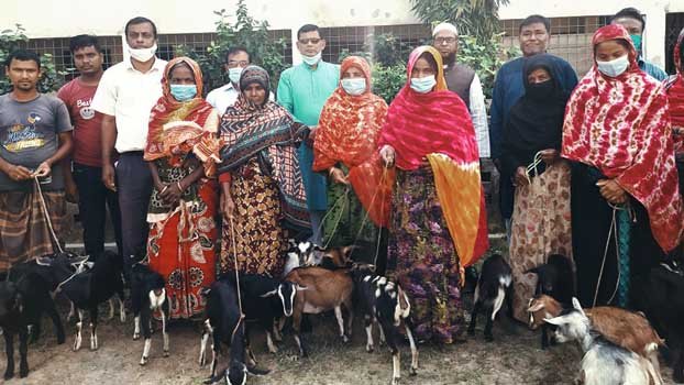20 women get 40 goats in Dinajpur