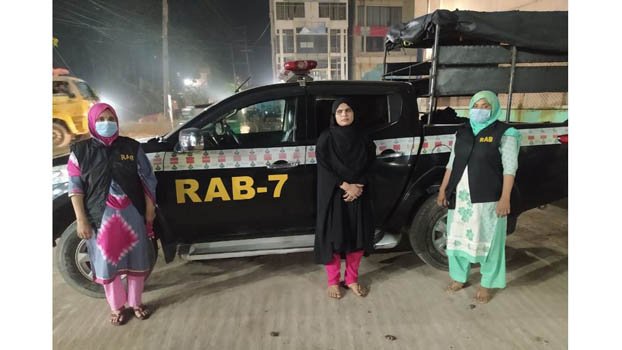 Rohingya couple held with Tk 1.17cr, 5,300 Yaba pills