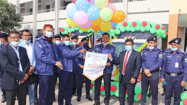 Rajshahi police gets two vehicles for 999 emergency service