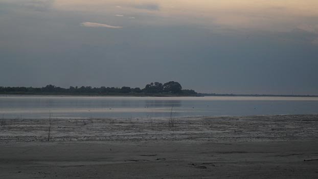 People of 20 Char-villages of  Bagha suffer from various crises