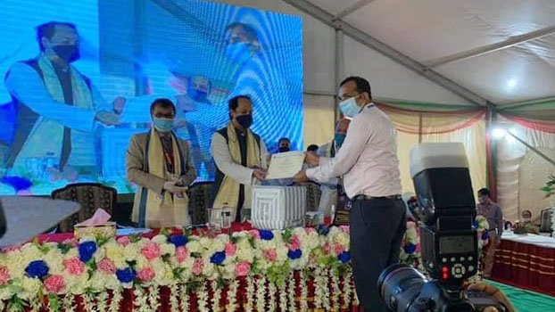 BU research team wins  best poster award  