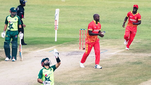 Zimbabwe pull off shock T20 win over Pak