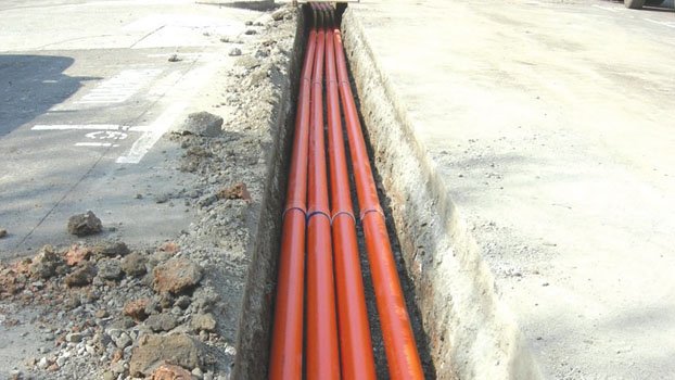 Overhead cables going underground, finally