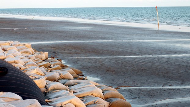 Kuakata beach wears deserted look