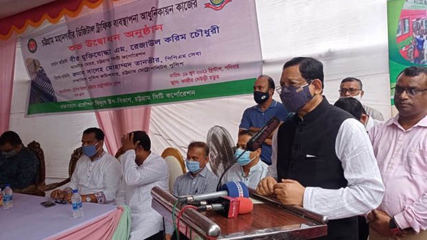 ‘Getting over water logging, traffic congestion needed for smart city’