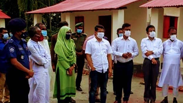 DC visits houses gifted  by PM at Chitalmari