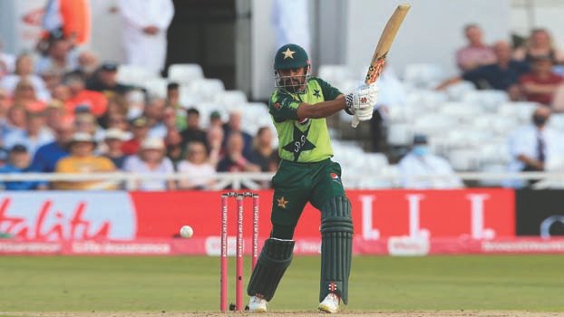 Azam leads Pakistan to victory over England