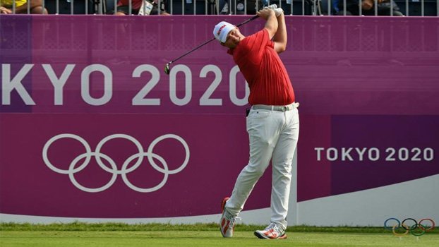 Olympic golf first round suspended over lightning