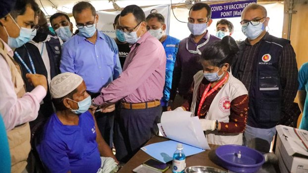 Corona vaccination begins in 34 Rohingya camps