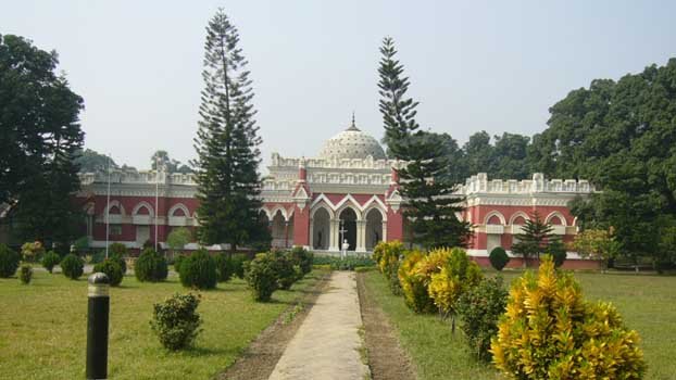 Uttara Gonobhaban resounds with chirping of birds
