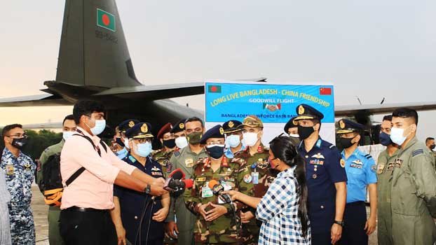 3 lac Sinopharm jabs arrive in Dhaka