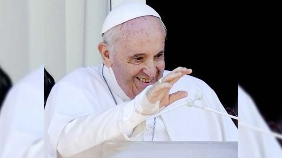 Pope’s Central Europe visit tests his health and diplomacy