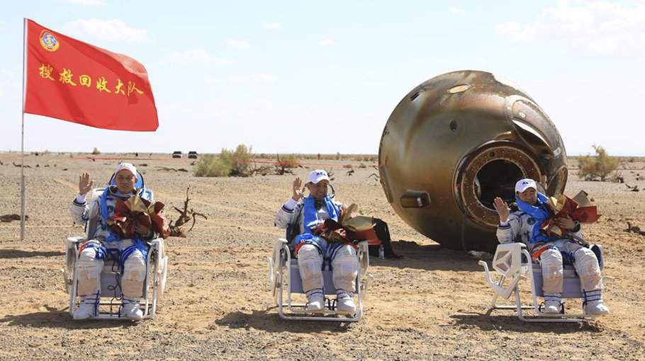 Chinese astronauts return after 90 days aboard space station