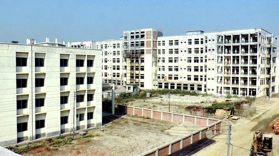 3-yr hospital project not finished in 9 yrs