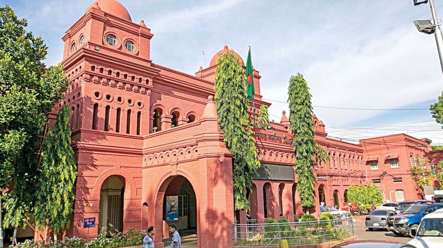 3-member committee to preserve ‘Parir Pahar’