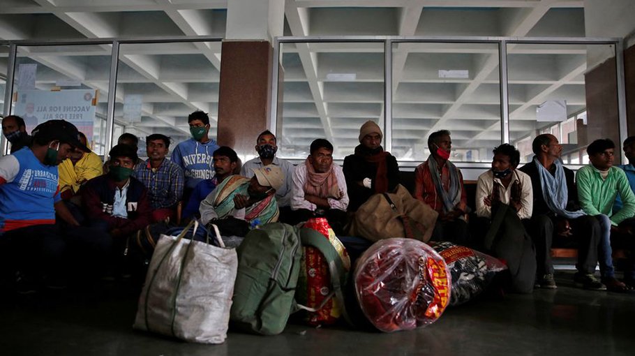 Kashmir migrant workers move to secure locations