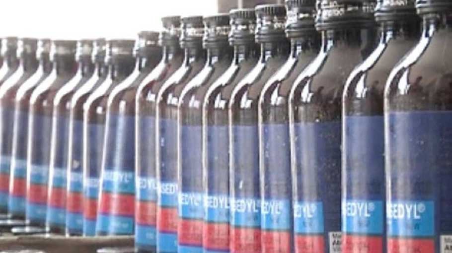 Two held with homemade wine, Phensedyl in Rangpur