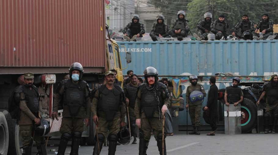 Deadly clashes as banned Pakistan party continues protest