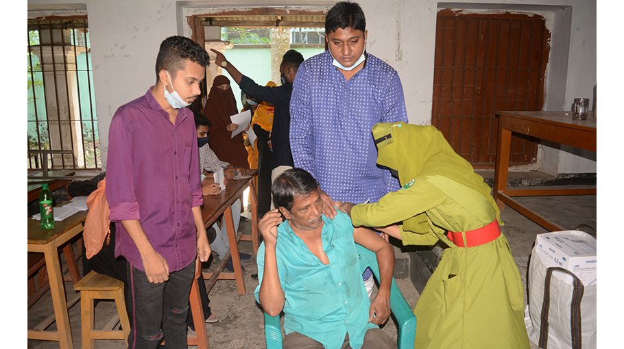 About 173,000 people receive 2nd corona shot