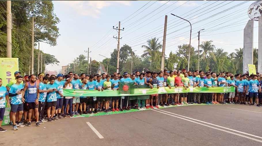 800 participate in Moulvibazar half marathon
