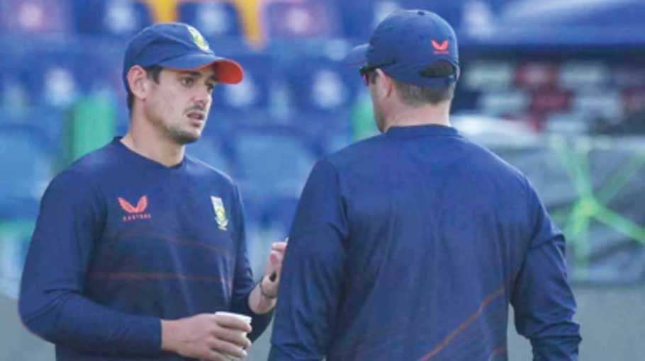 De Kock affair brings South Africa ‘closer together'