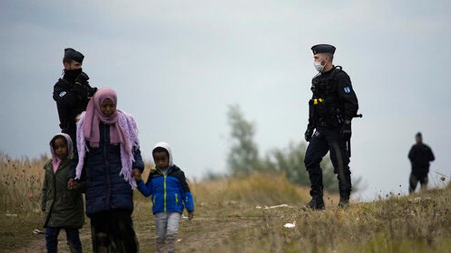 Deadly week for migrants on French coast; at   least 3 killed
