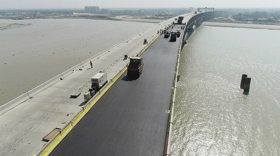 Road, rail work on Padma Bridge  progressing fast