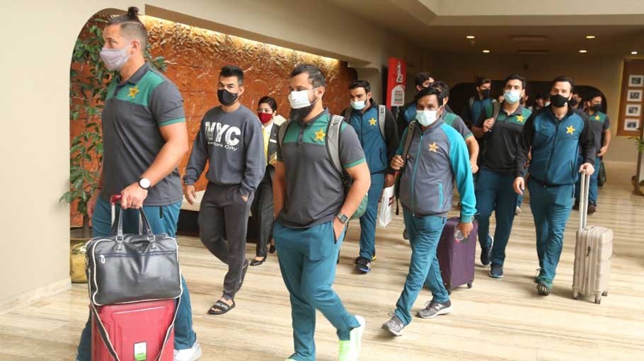 Pakistan cricket team reach Dhaka for bilateral series
