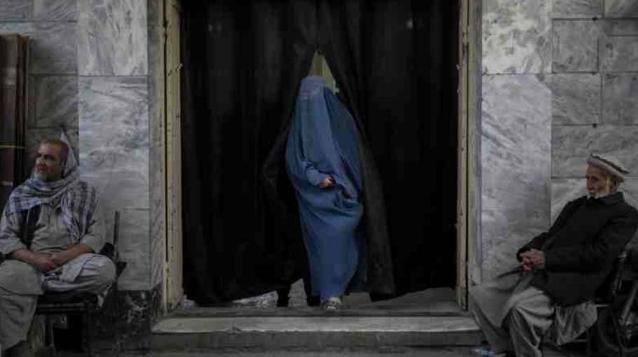 Despite mistrust, Afghan Shiites seek Taliban protection