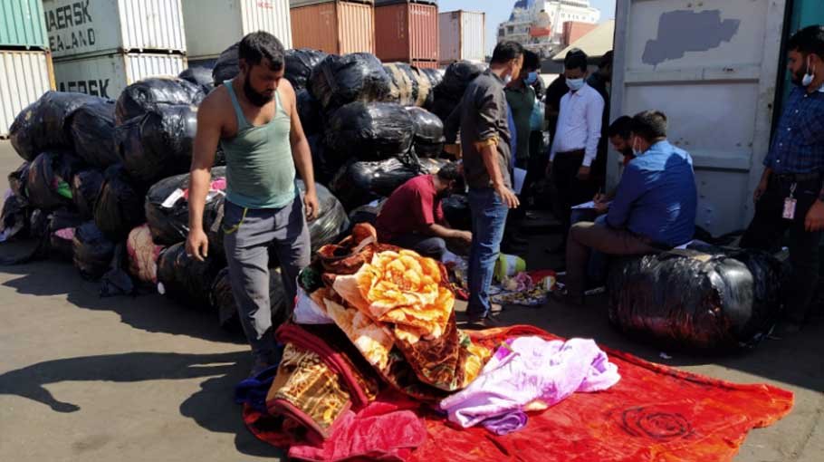 Customs house seizes blankets, jainamaz, various goods in port
