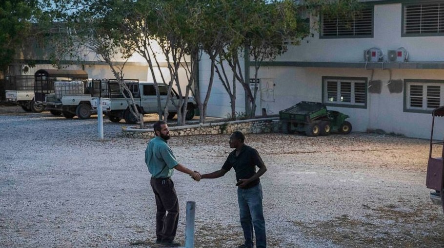 Kidnappers release 2 of 17 missionaries abducted in Haiti