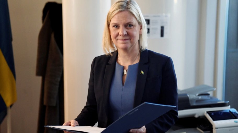 Sweden’s first female PM resigns hours after appointment