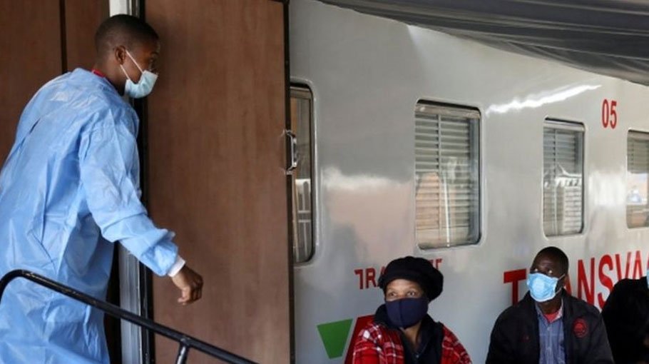 S Africa ‘punished’ for detecting new Covid variant