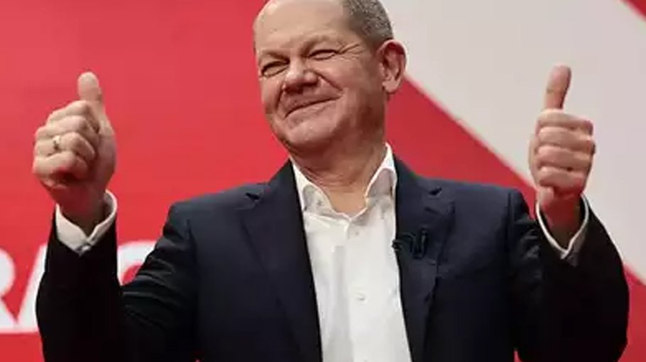 Chancellor Scholz takes reins from Merkel for new German era