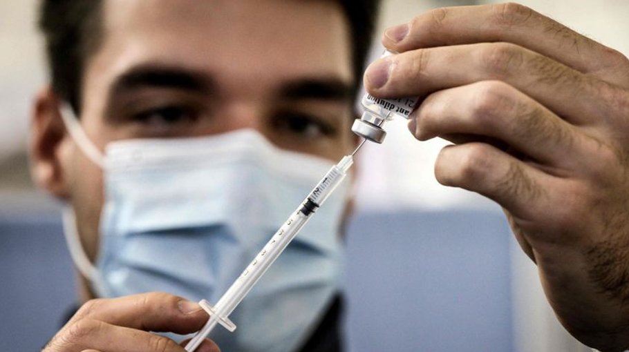 Omicron threat may be countered with extra dose of vaccine