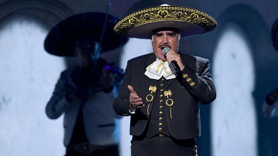 Vicente Fernandez passes away at 81