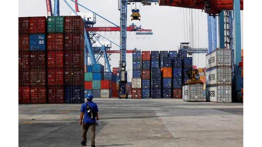 Exports, imports grow more than projected 