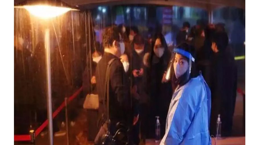 SKorea bans gatherings of 5 or more people amid virus surge